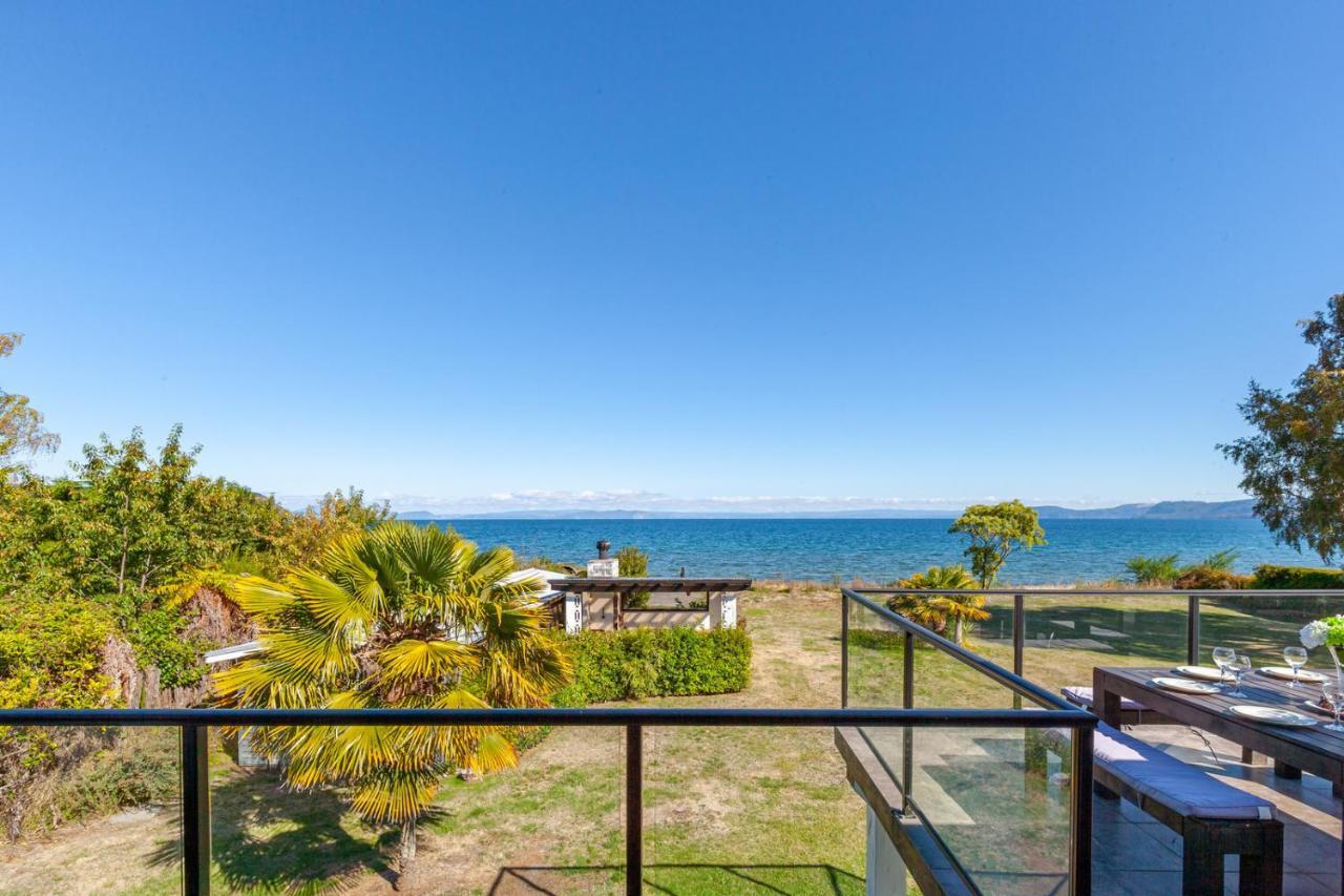 Lakefront Villa - Waitahanui Holiday Home Exterior foto